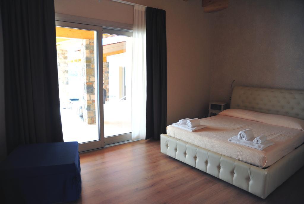 Agriturismo Le Fontane Sale Marasino Oda fotoğraf